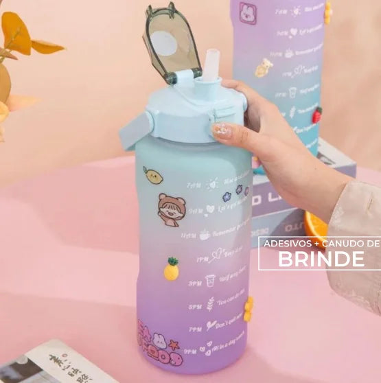 Garrafa Squeeze de Água 2L com Canudo - Praticidade e Estilo!