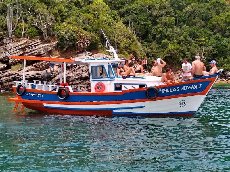 Foto - Passeio de Barco (Escuna) - 14 Pessoas em Buzios